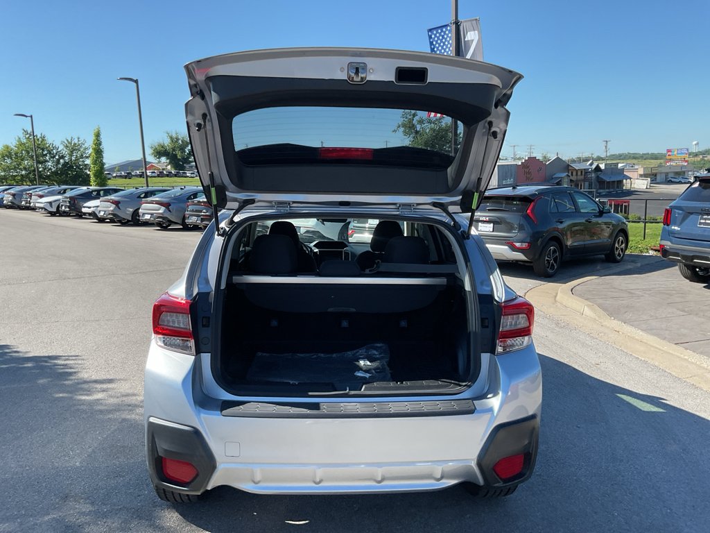Used 2021 Ice Silver Metallic Subaru Premium image 15