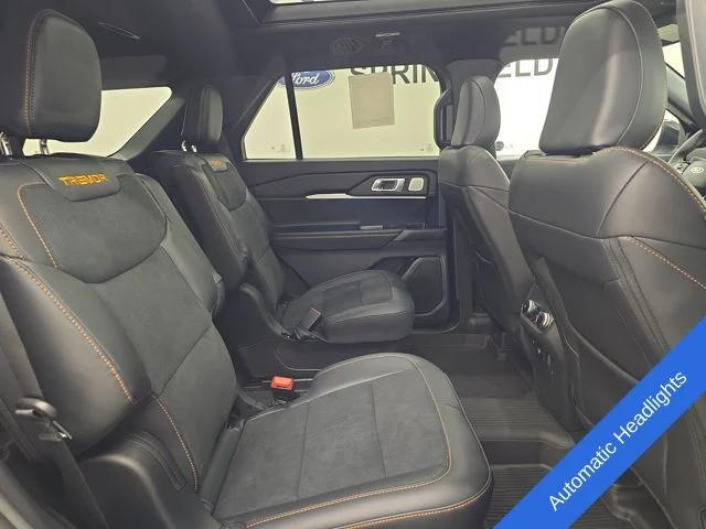New 2026 Space White Metallic Ford Tremor® image 13