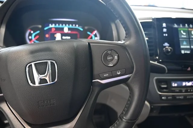 Used 2020 Gray Honda 2WD EX-L image 24
