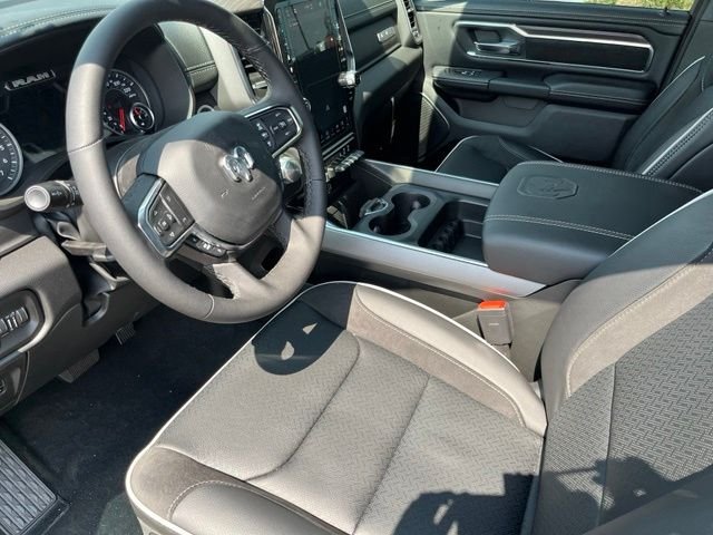 New 2026 Granite Crystal Metallic Clear-Coat Exterior Paint RAM Laramie image 13