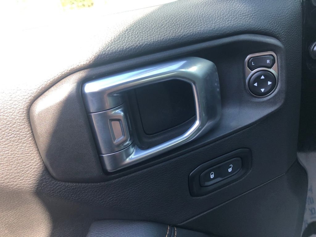 Used 2023 Black Jeep Overland image 26