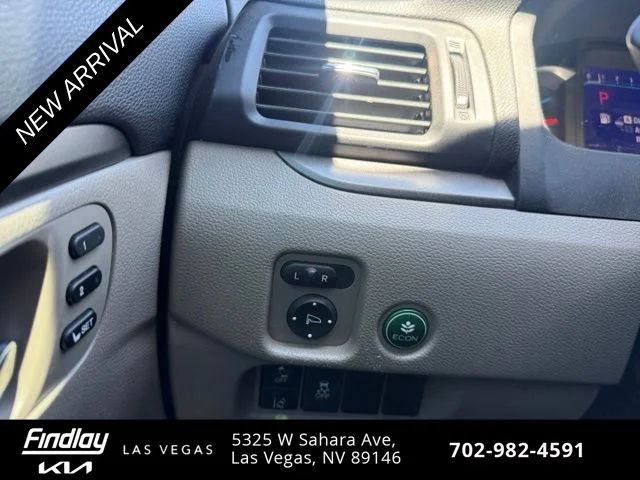 Used 2022  Honda EX-L image 13