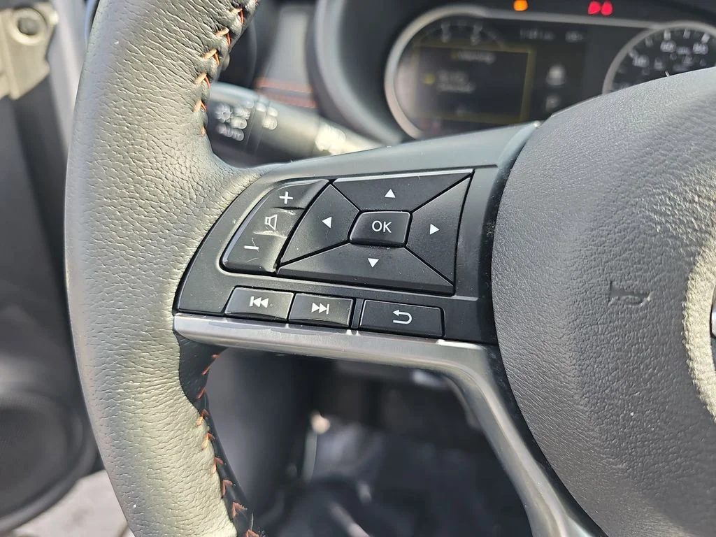 Used 2019 Silver Nissan SR image 16