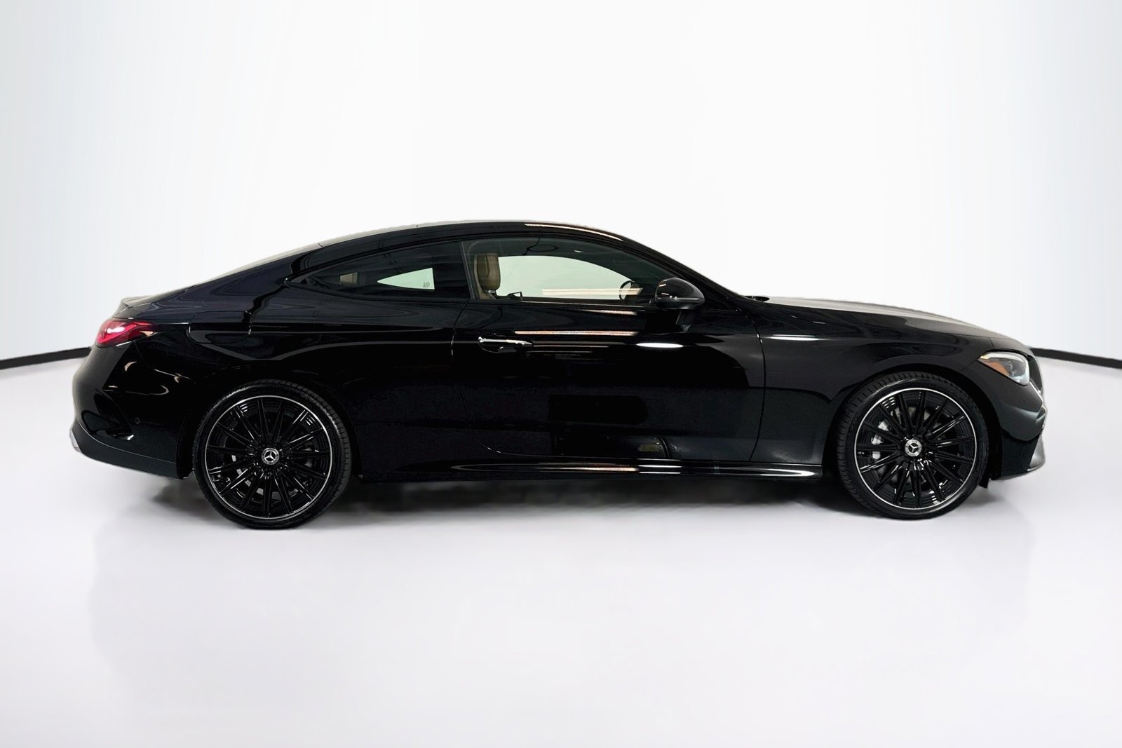 New 2026 Black Mercedes-Benz CLE 450 image 4