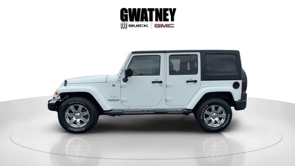 Used 2014 White Jeep Sahara image 6