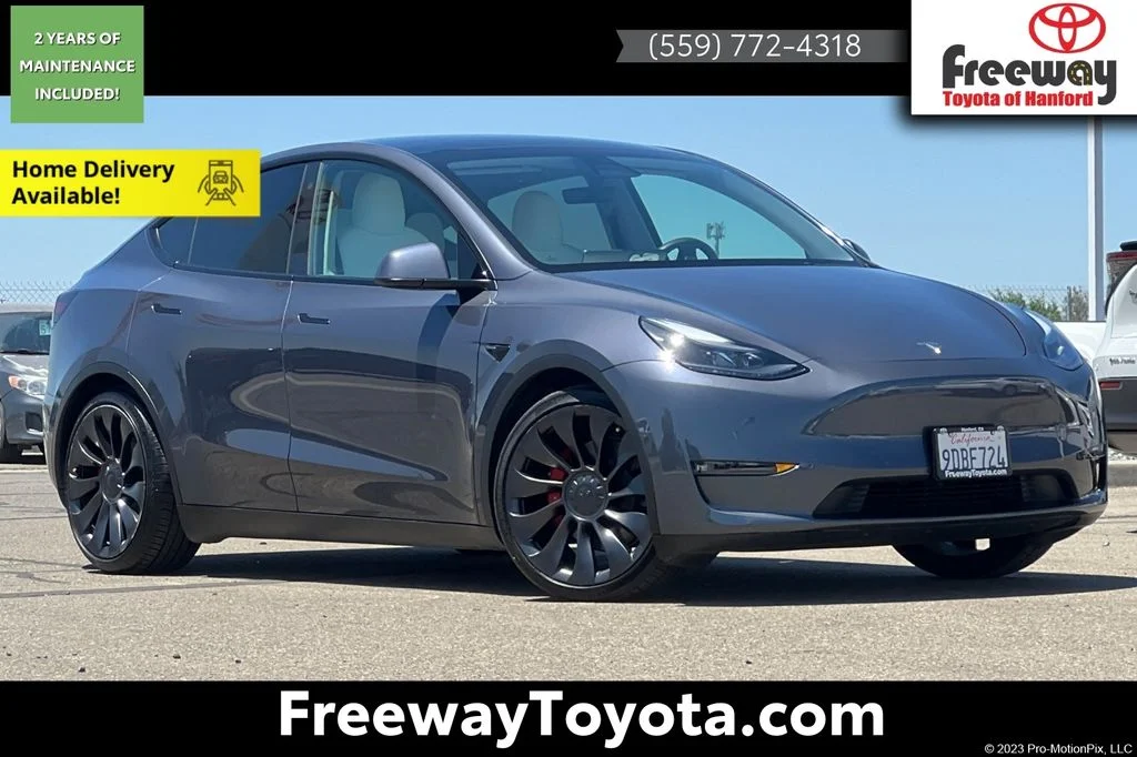 2022 Tesla Model Y Performance Dual Motor All-Wheel Drive's photo