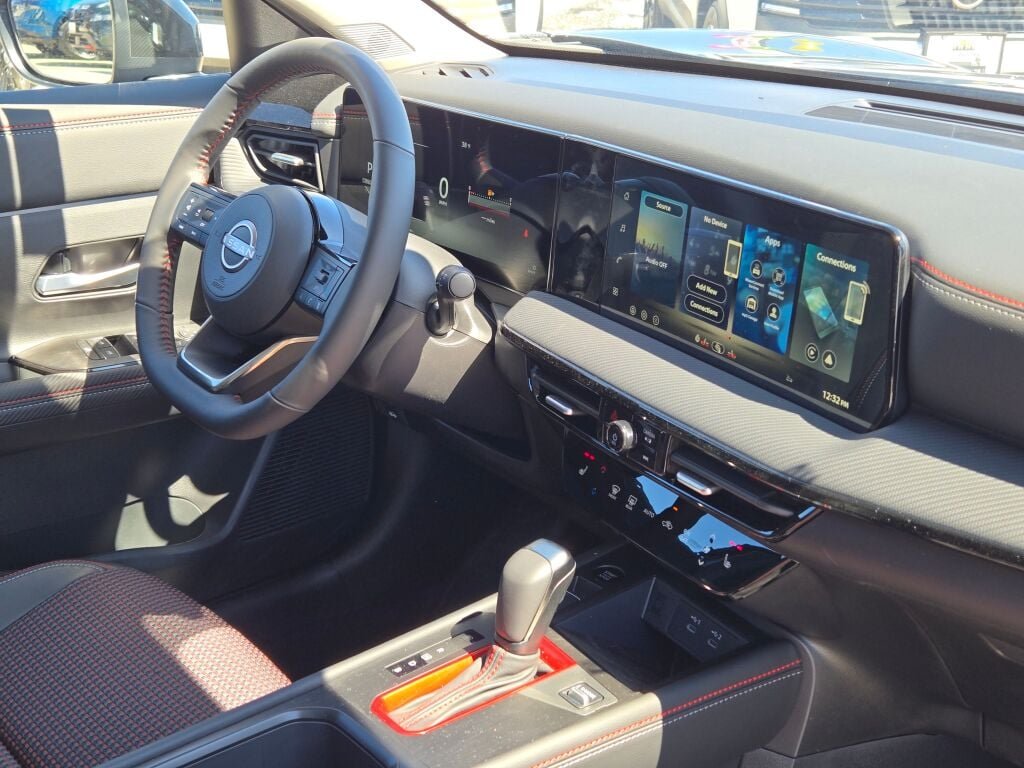 New 2026 Gray Nissan SR image 7