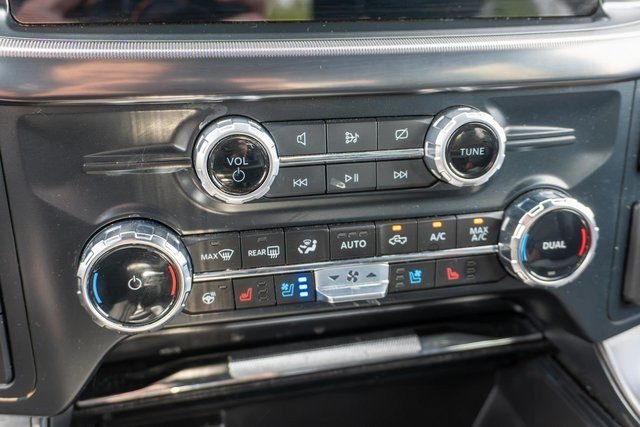 Used 2024 Gray Ford Lariat image 30