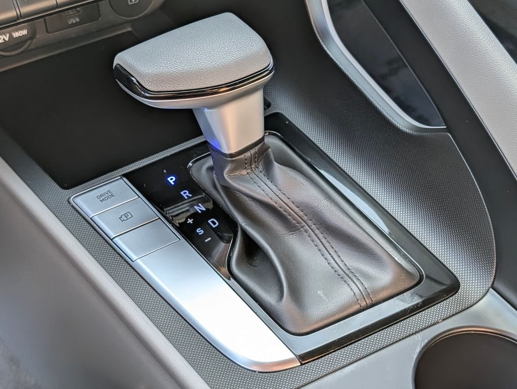 2024 Hyundai Elantra SEL - Photo 25