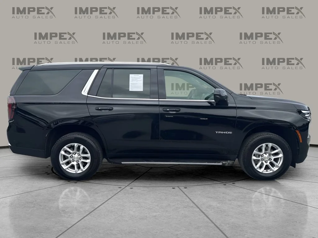 Used 2025 Black Chevrolet LT image 6