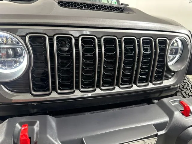 Used 2026 Gray Jeep Rubicon image 4
