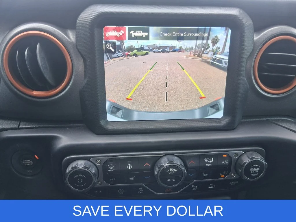 Used 2023 White Jeep Mojave image 9