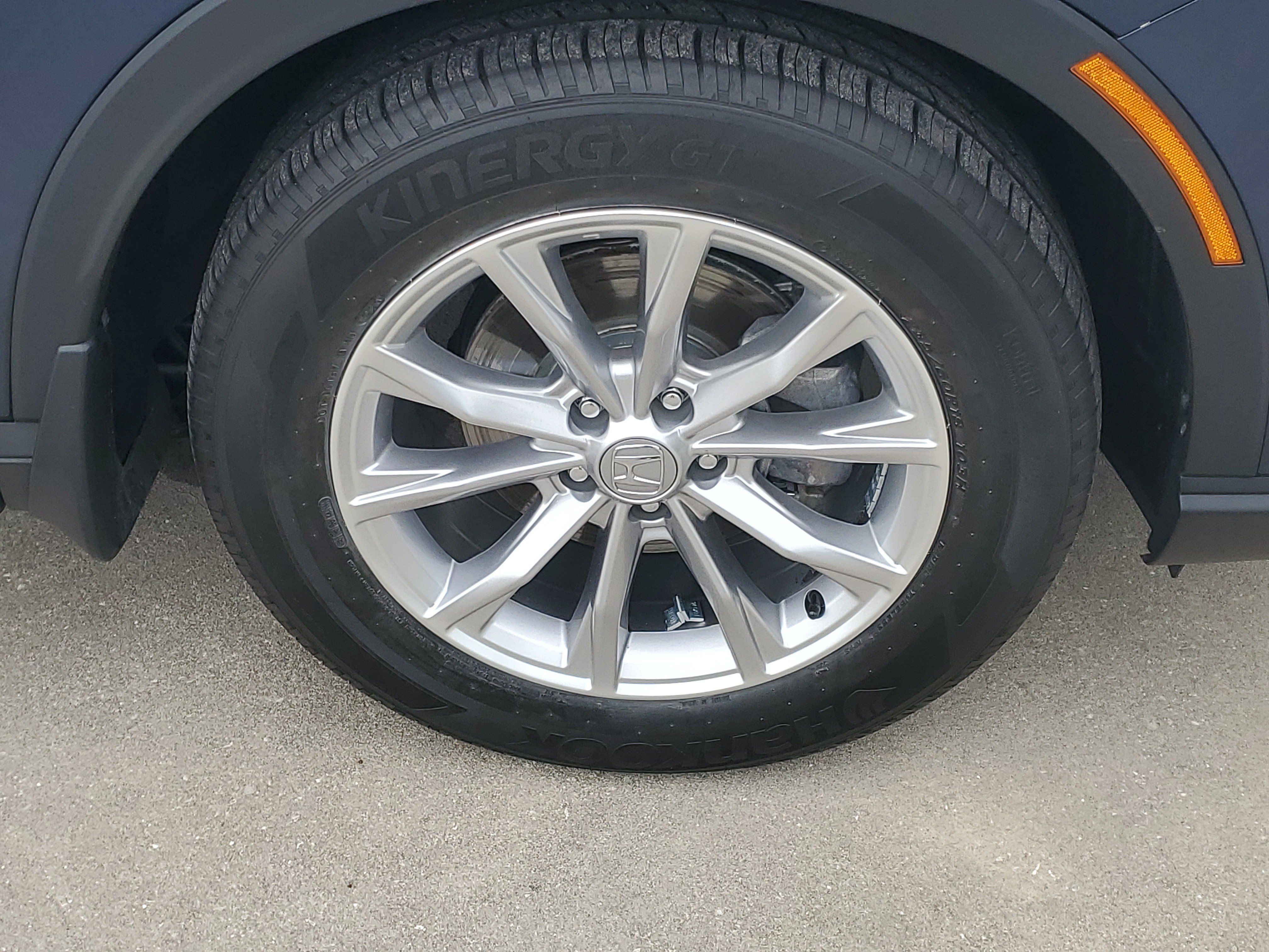Used 2024 Sparkle Silver Honda EX image 6