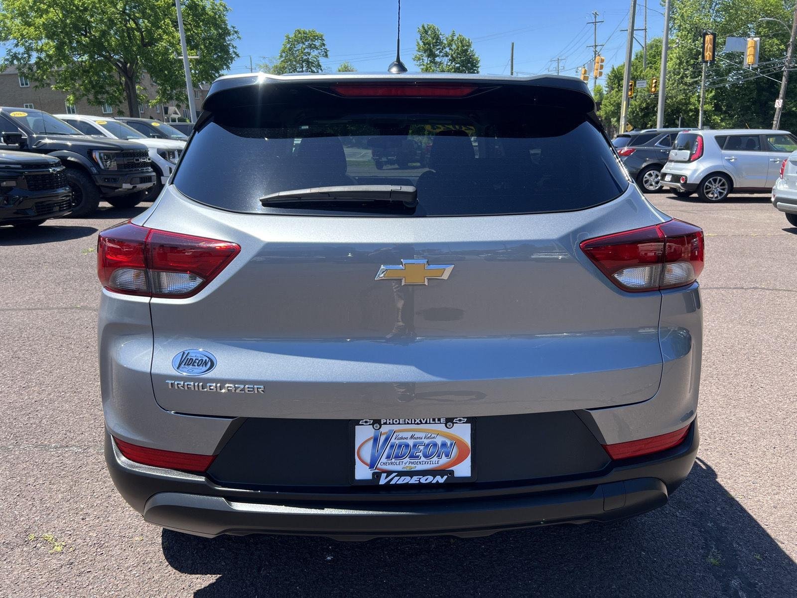 Used 2024 Sterling Gray Metallic Chevrolet LS image 6