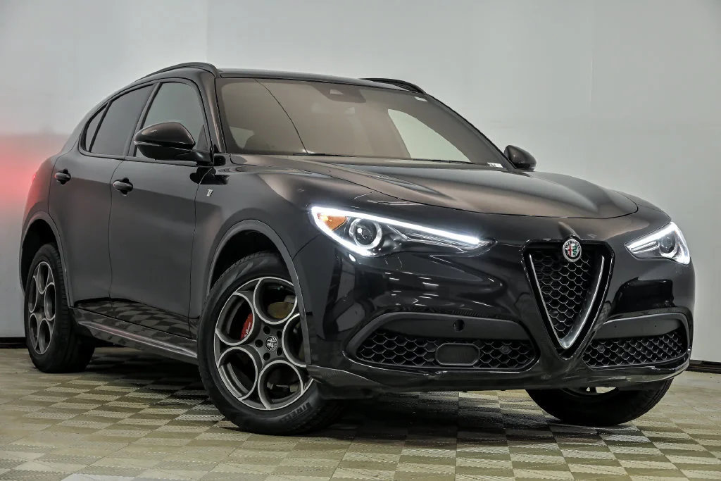2022 Alfa Romeo Stelvio
