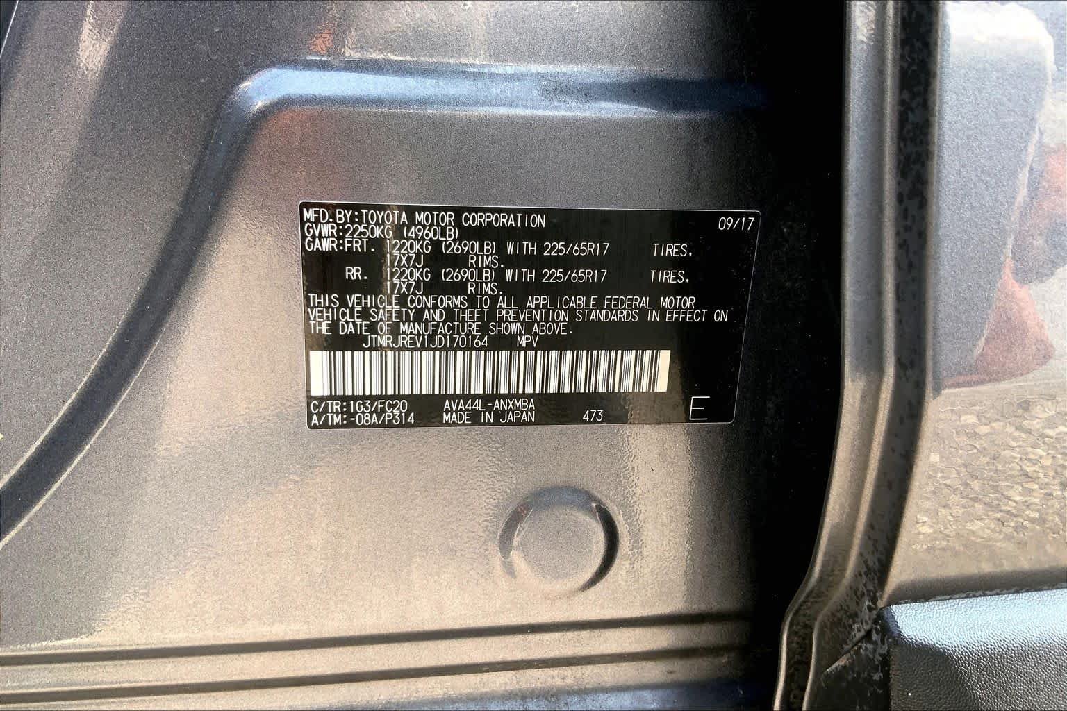 Used 2018 Magnetic Gray Metallic Toyota Hybrid LE image 36