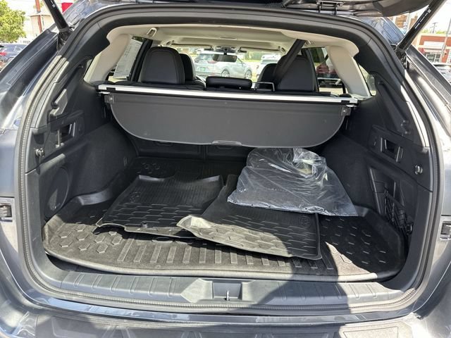 Used 2024  Subaru Limited image 22