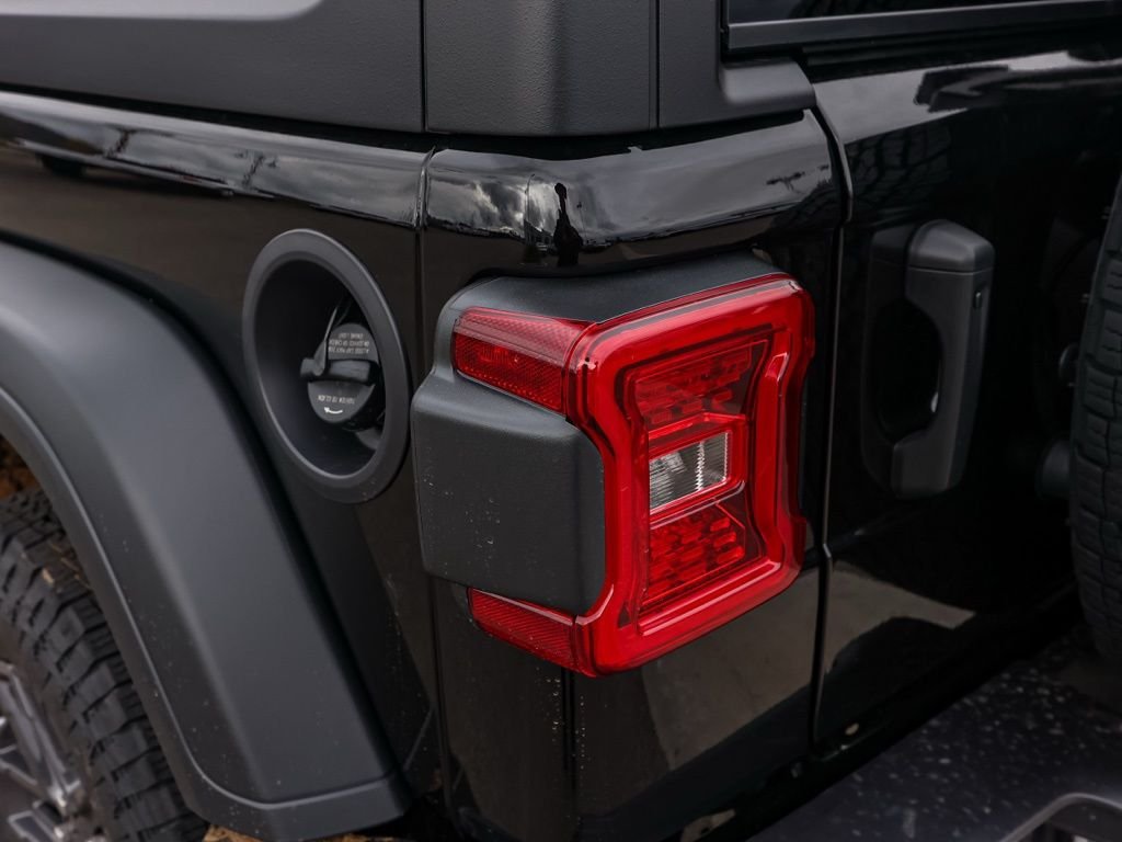 New 2026 Black Clear-Coat Exterior Paint Jeep Sport S image 6