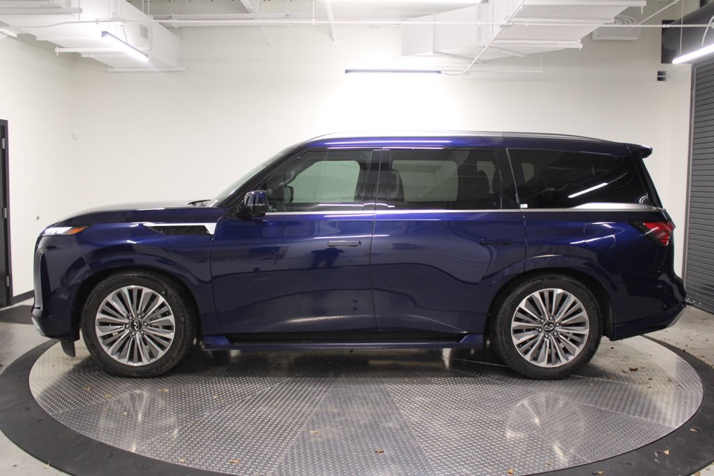 Used 2025 Blue INFINITI LUXE image 3