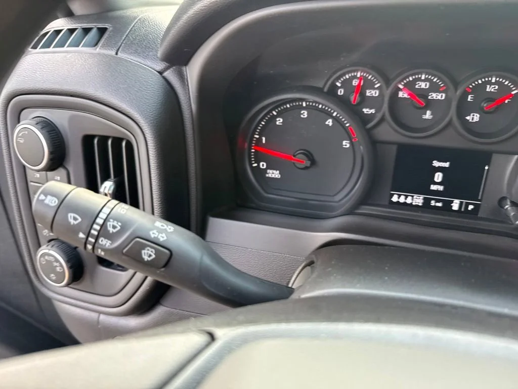 2026 Chevrolet Silverado 2500 HD Custom - Photo 33