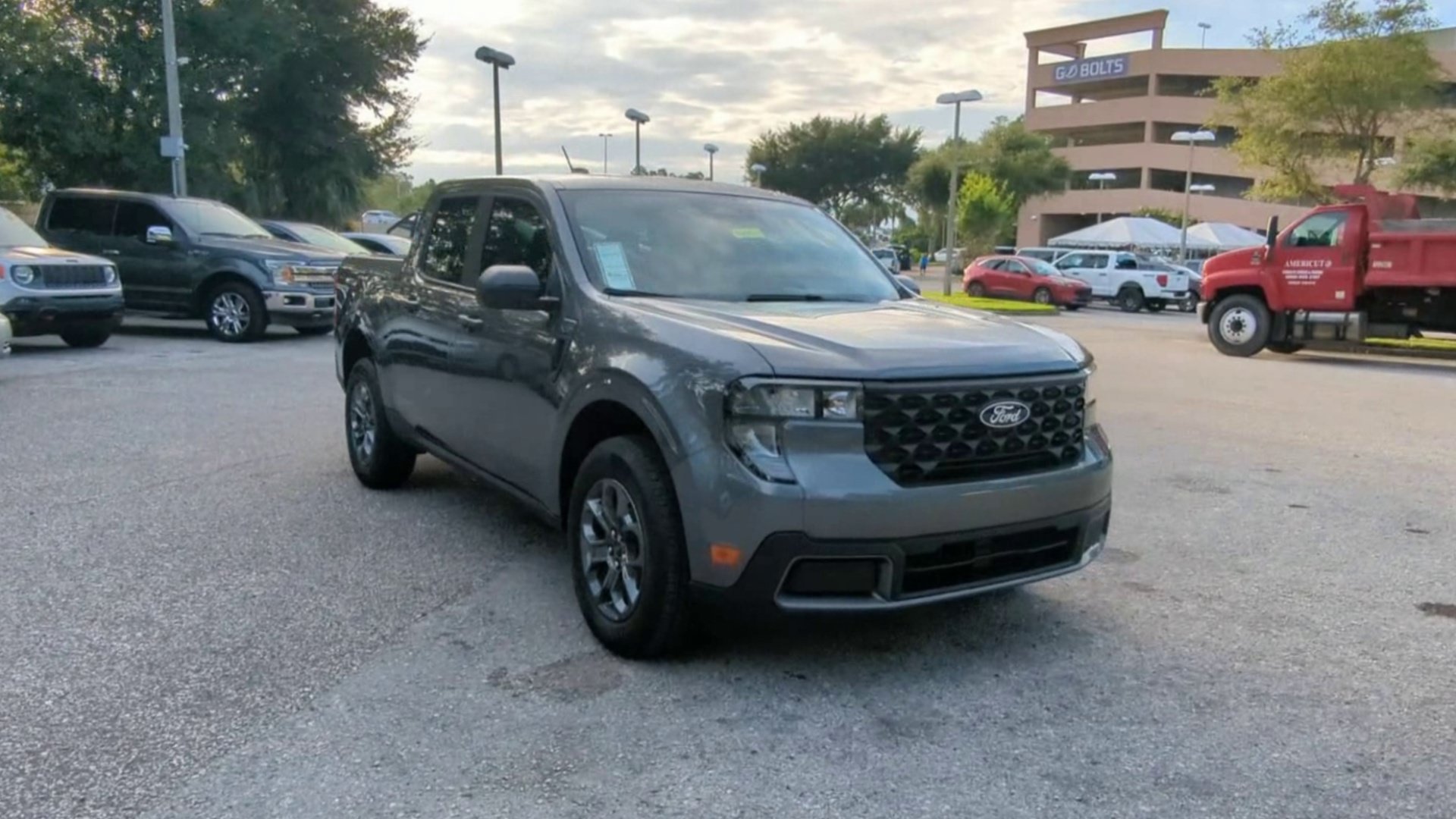 New 2026 Carbonized Gray Metallic Ford XLT image 3