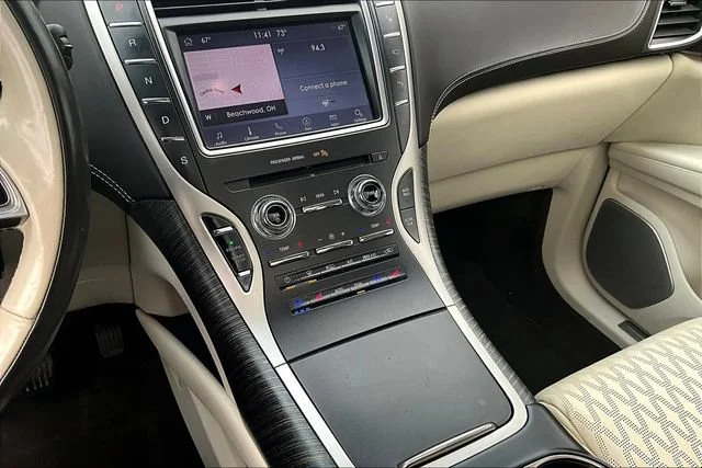 Used 2020  Lincoln Black Label image 17