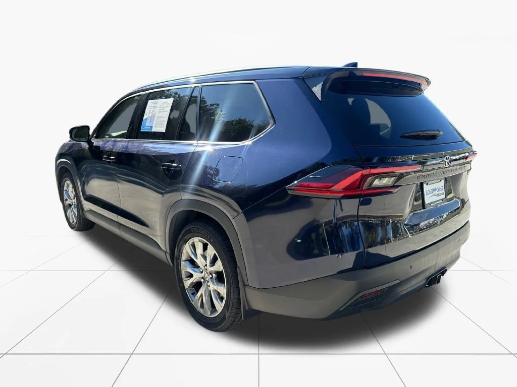 Used 2025 Blueprint Toyota Limited image 6