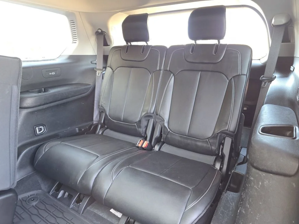 Used 2022 Black Jeep Limited image 30