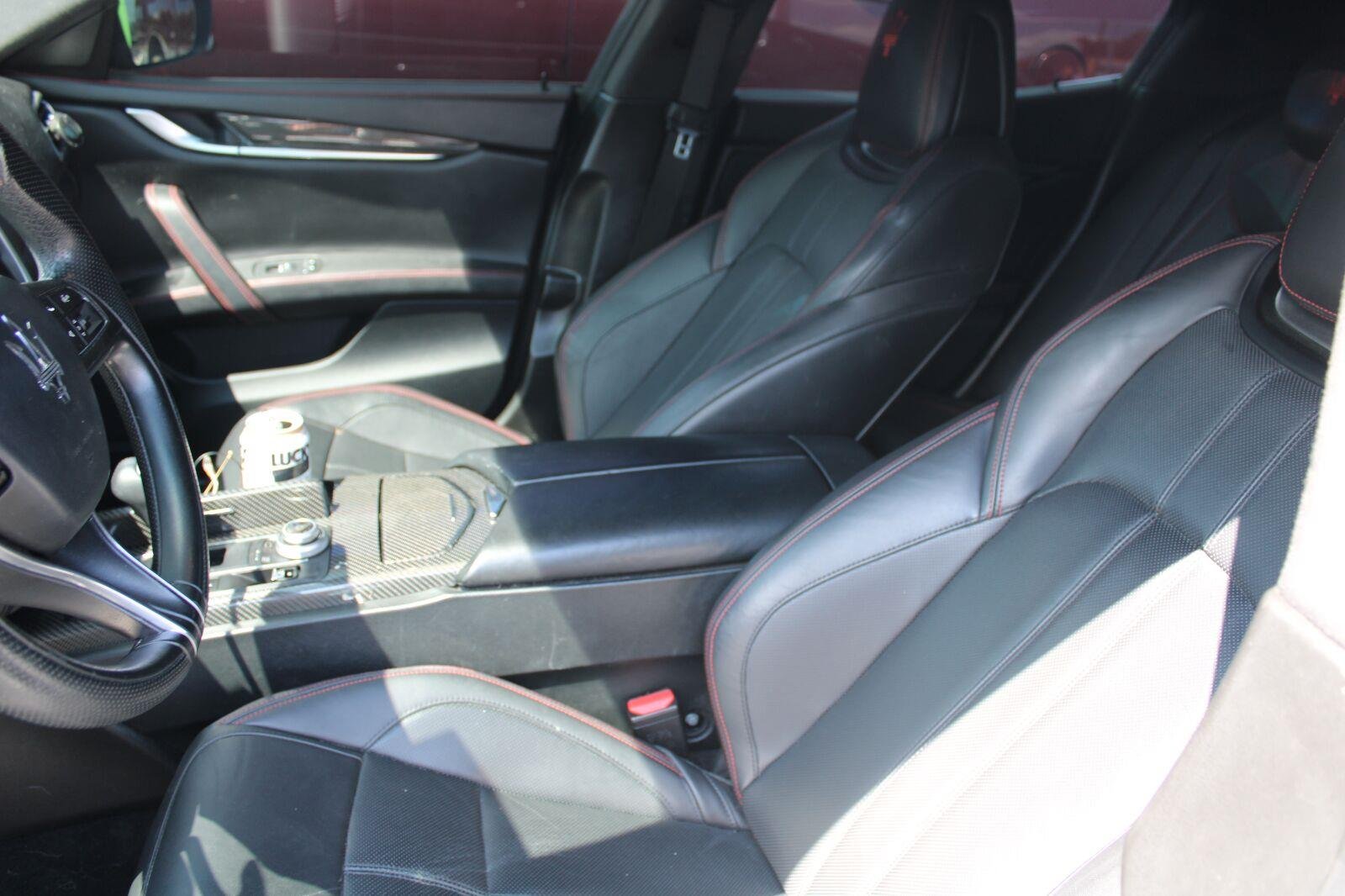 Used 2018 Nero Maserati S GranSport image 8