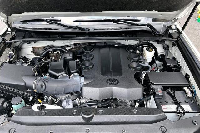 Certified Used 2024 ICE CAP Toyota  image 32