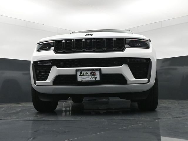 New 2026 Bright White Clear-Coat Exterior Paint Jeep Summit image 19