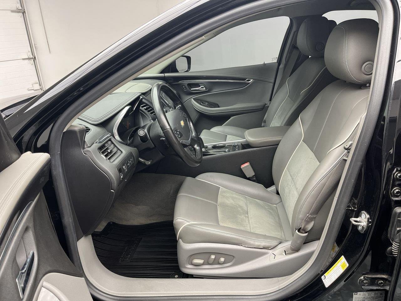 Used 2014 Black Chevrolet LT image 3