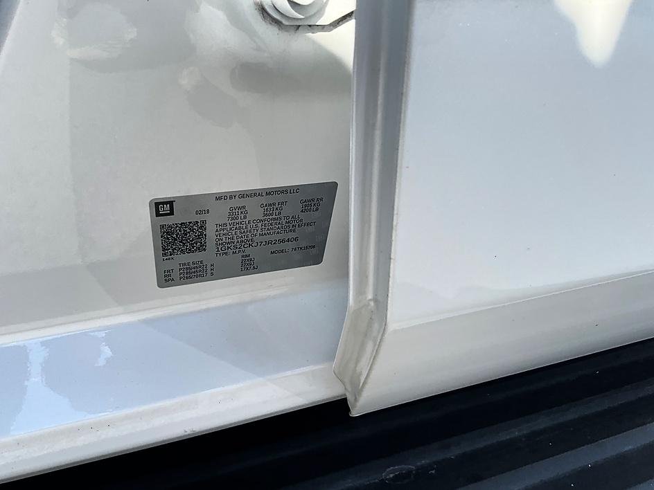 Used 2018 White GMC Denali image 39