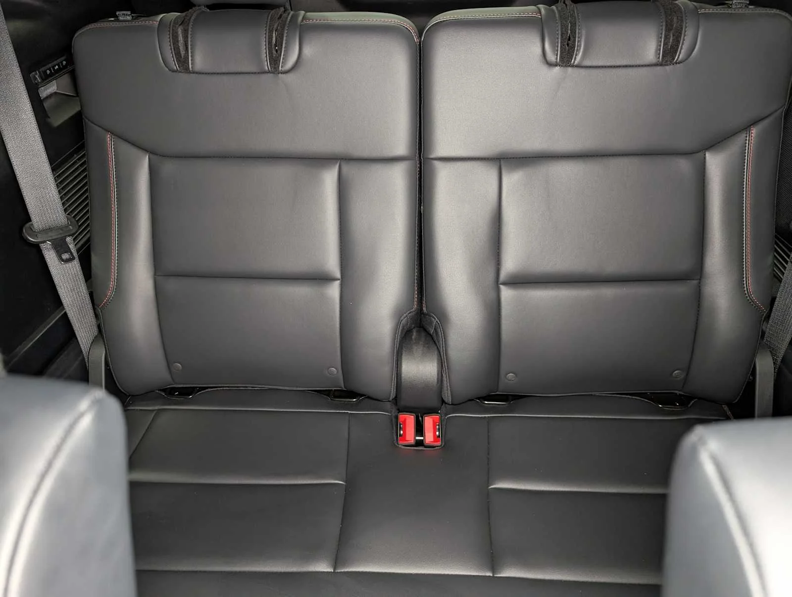 Used 2025 Carbonized Gray Metallic Ford ST image 25