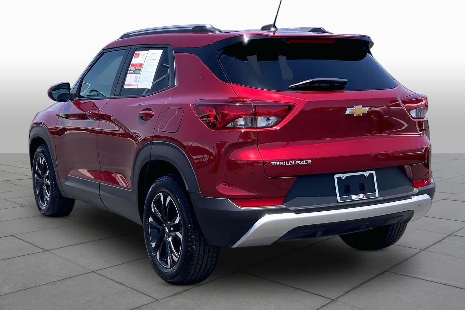 Used 2023 Crimson Metallic Chevrolet LT image 12