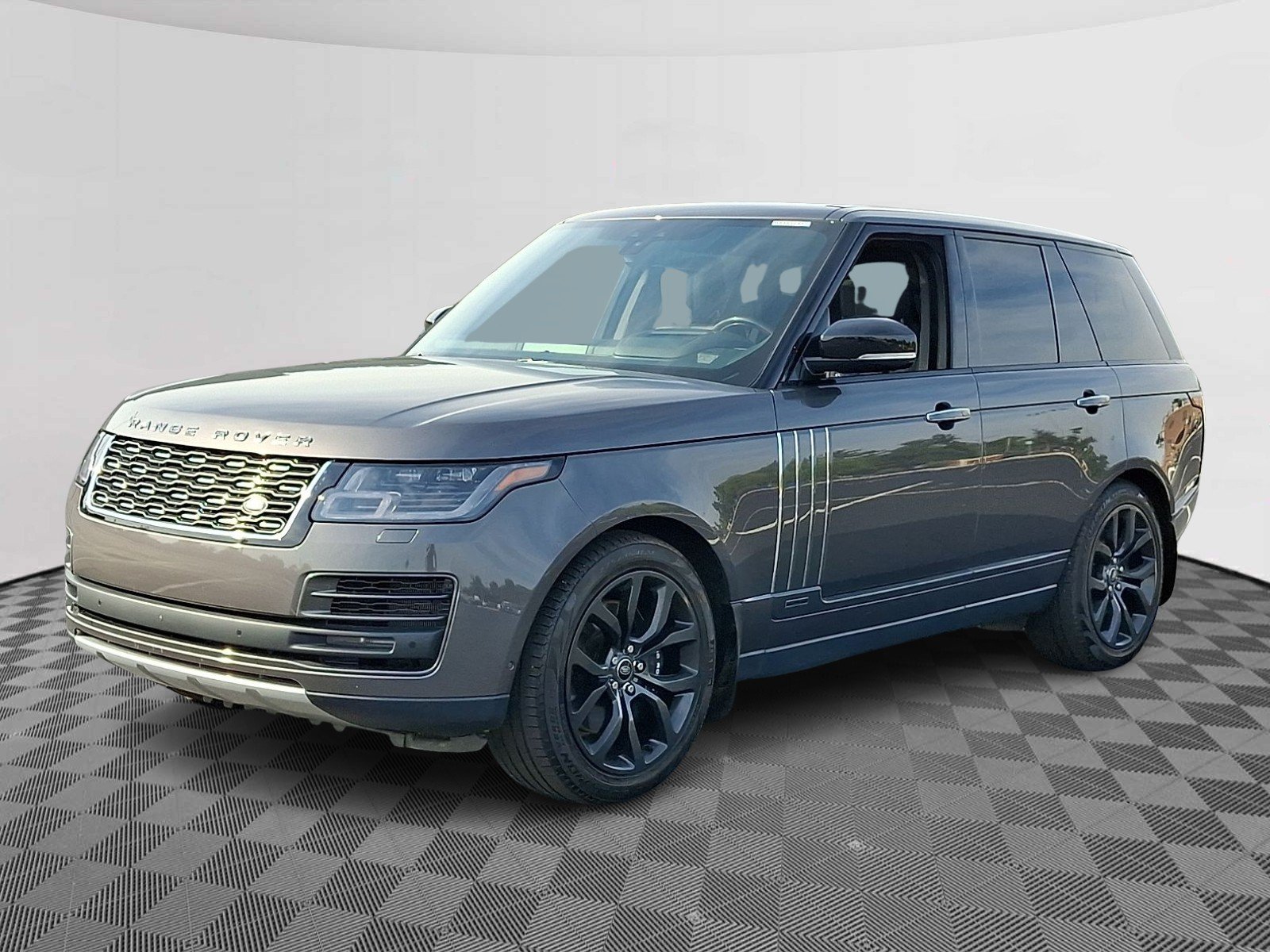 Used 2021 Eiger Grey Metallic - 1DF Land Rover SVAutobiography Dynamic image 3