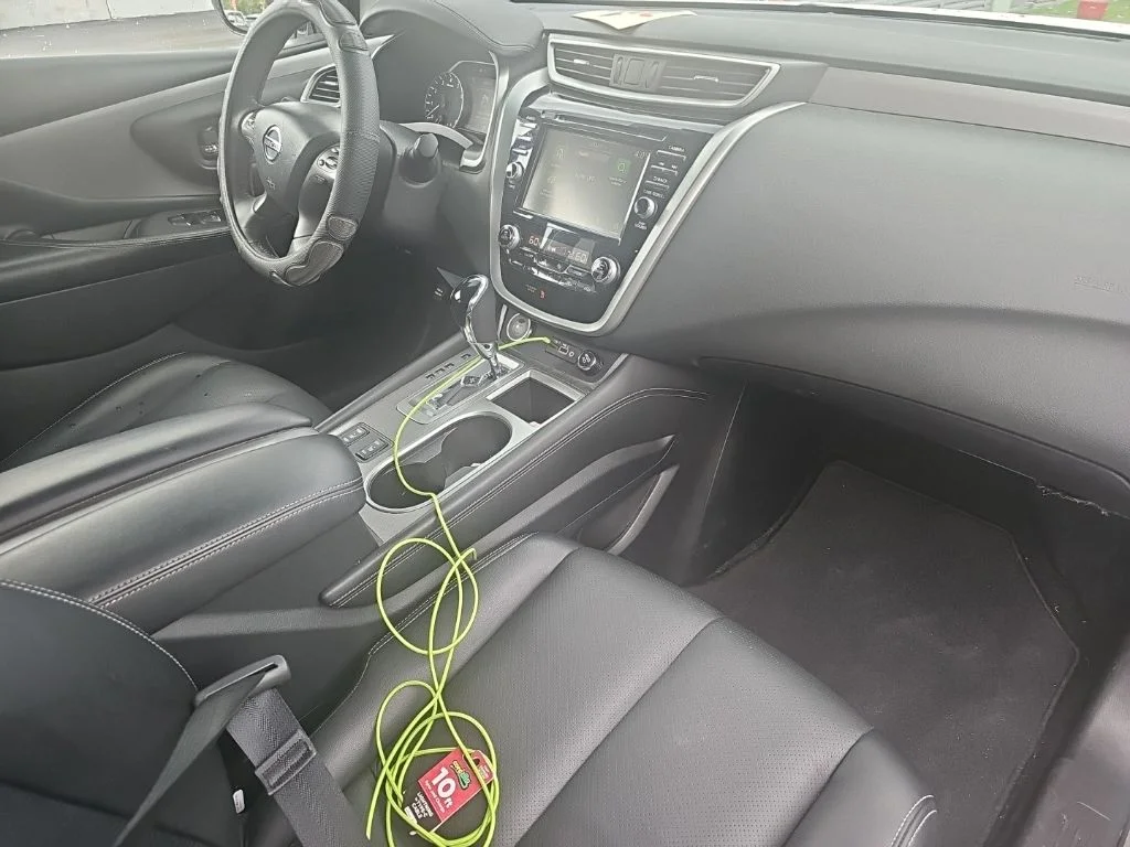 Used 2019 White Nissan SL image 12