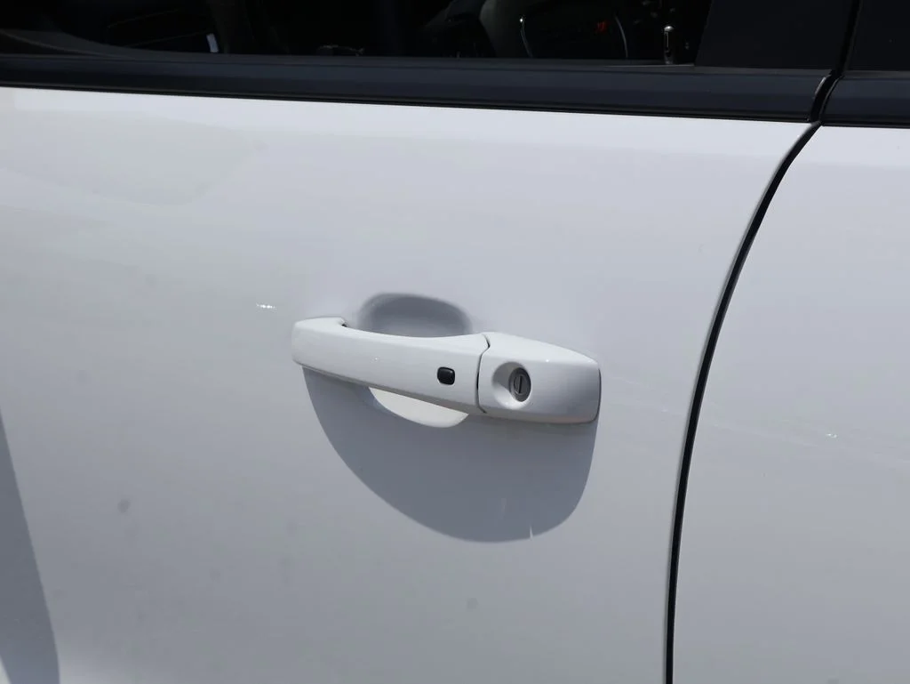 New 2026 White Knuckle Clear-Coat Exterior Paint Dodge GT Premium HEMI V8 image 21
