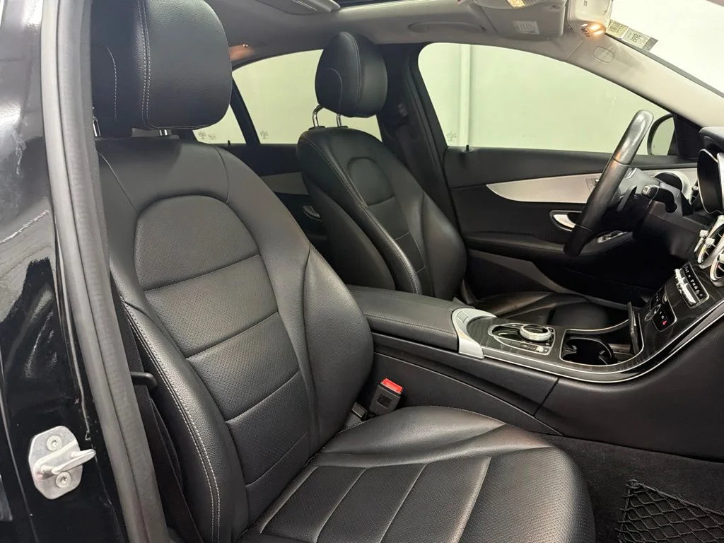 Used 2019 Black Mercedes-Benz C 300 image 33