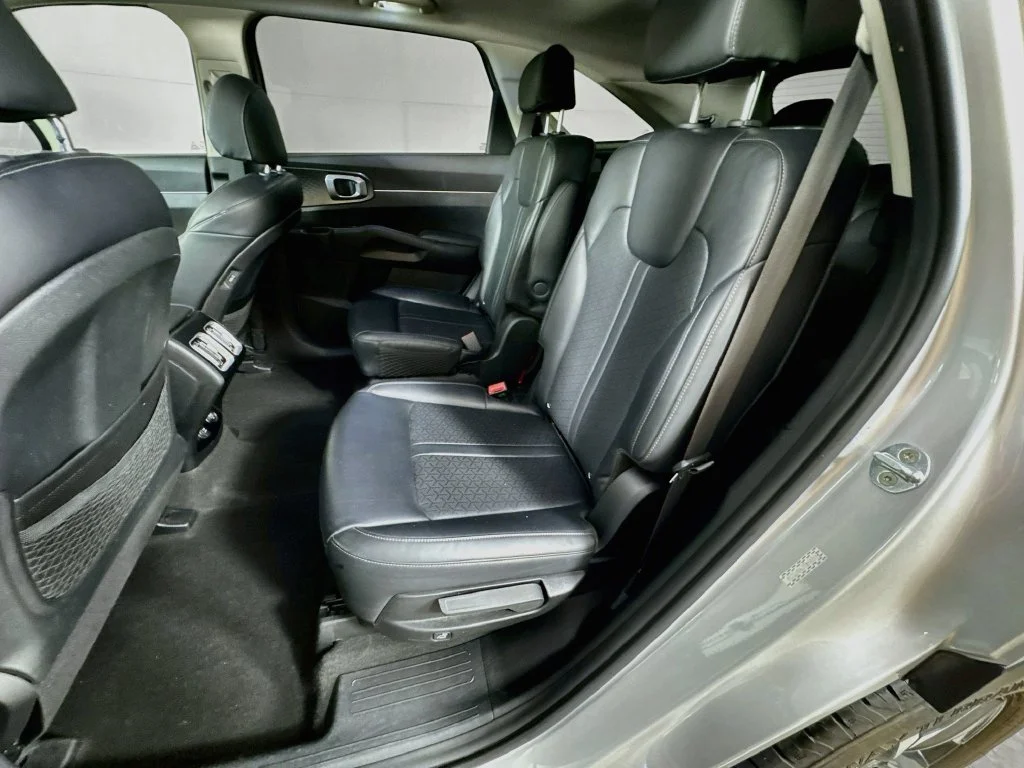 Used 2022 Silver Kia EX image 30