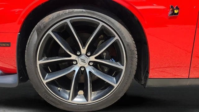 Used 2017 Go Mango! Dodge R/T image 27