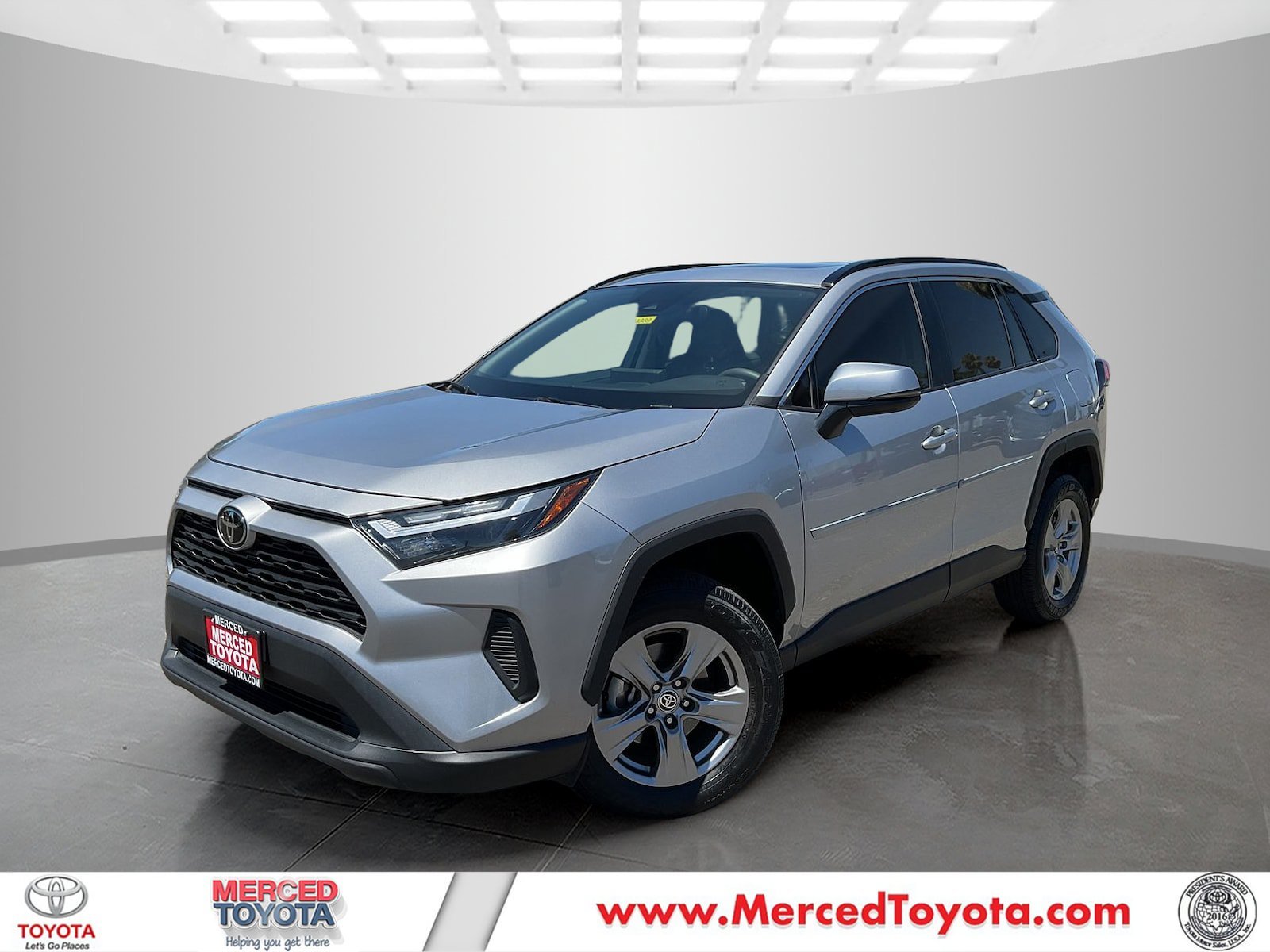 Certified Used 2023 Silver Sky Metallic Toyota XLE image 1