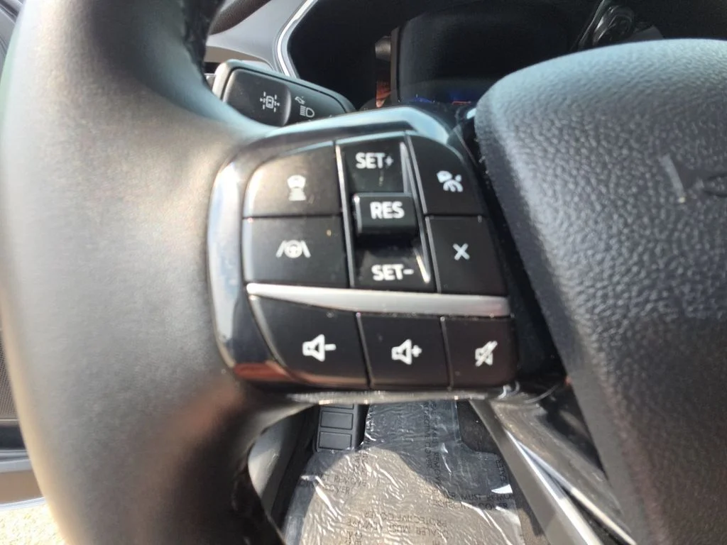 Used 2022 Blue Ford SEL image 20