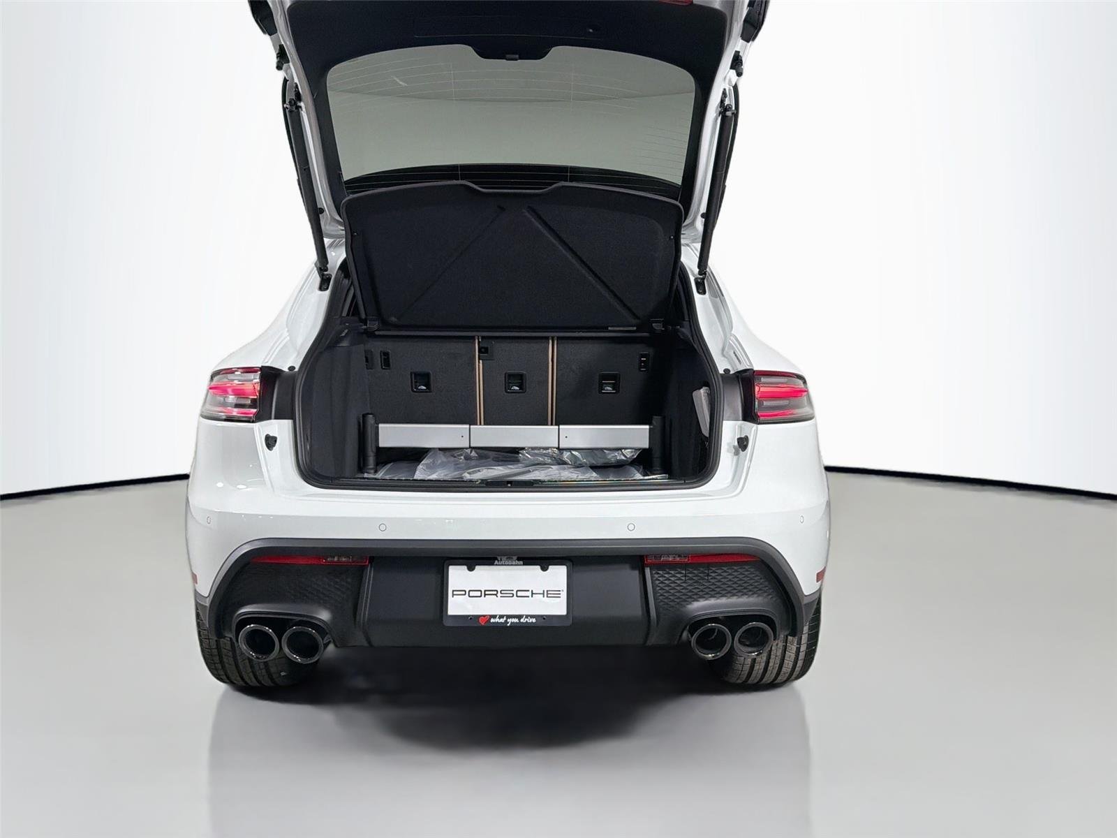 New 2026 White Porsche T image 36
