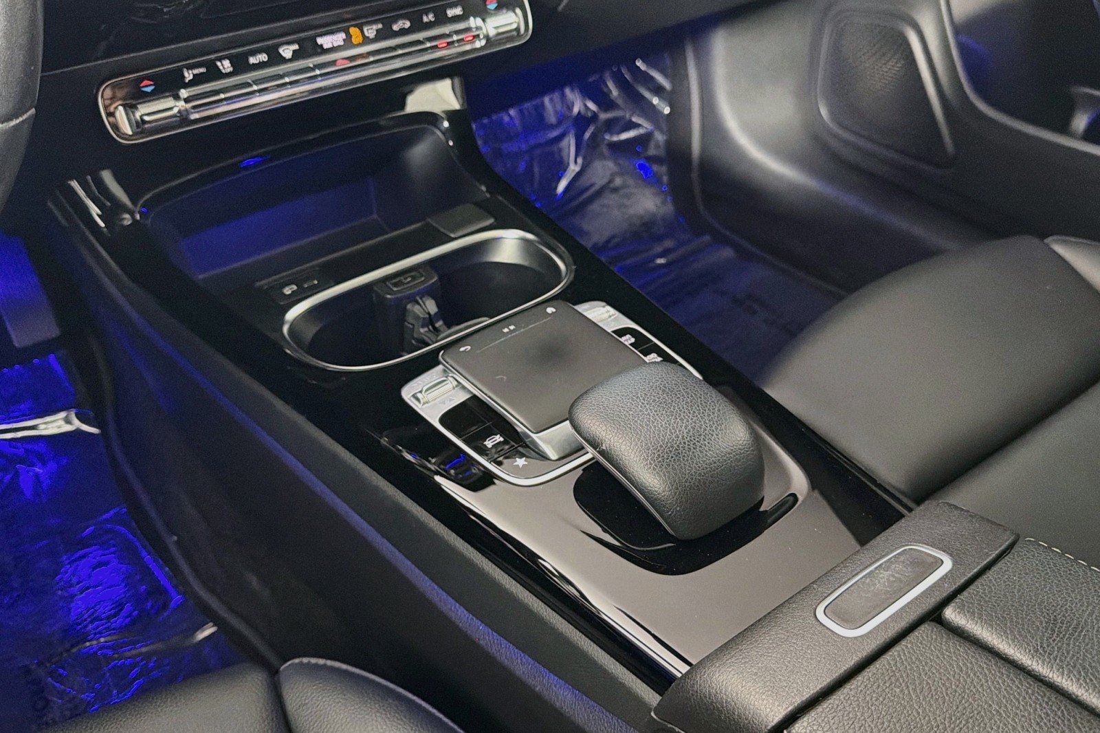 Used 2020 Night Black Mercedes-Benz 250 image 5