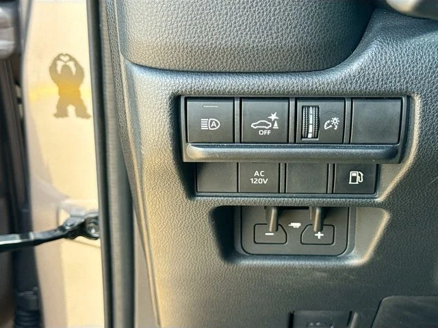 Certified Used 2024  Toyota 1958 image 10