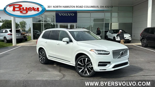 2024 Volvo XC90 B5 Plus
