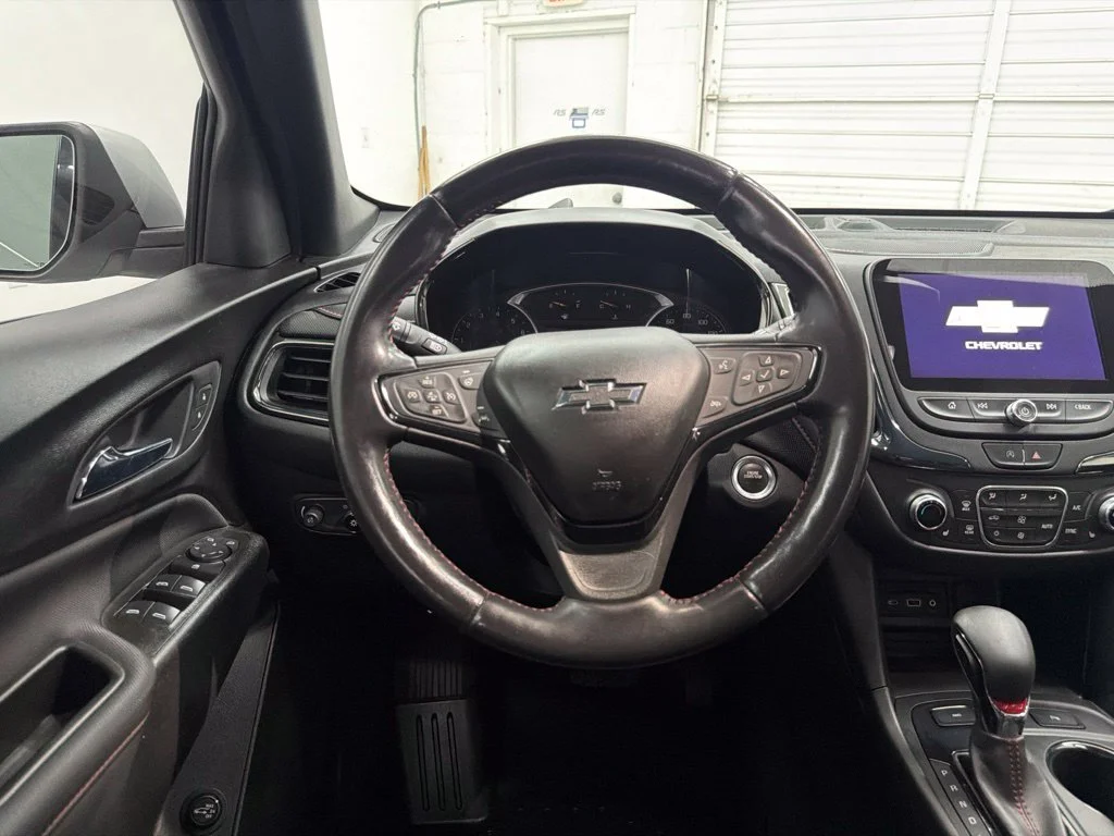 Used 2022 Silver Chevrolet RS image 24