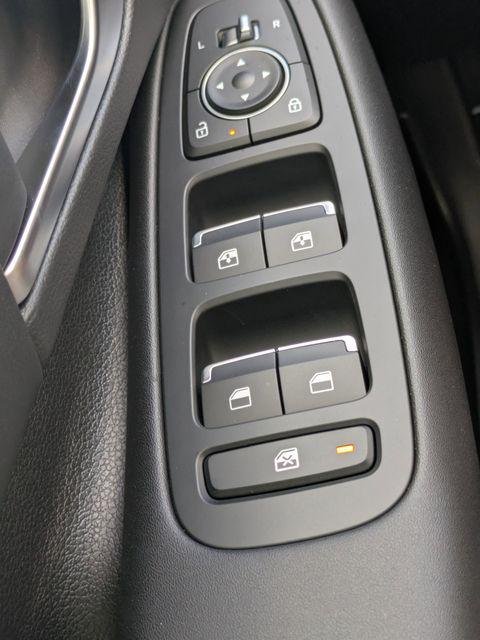 New 2026 Silver Hyundai SEL Sport image 24