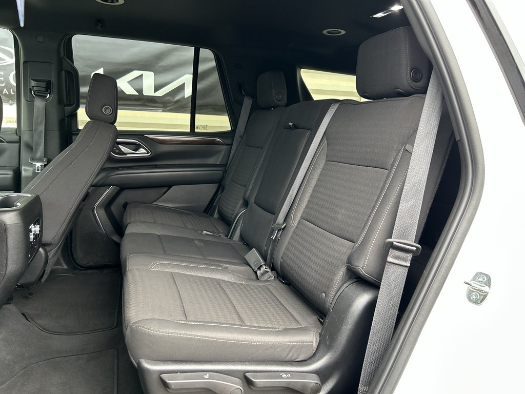 2024 GMC Yukon SLE - Photo 13